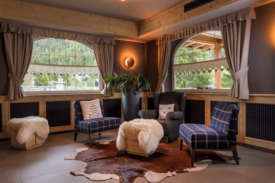 X Alp Hotel