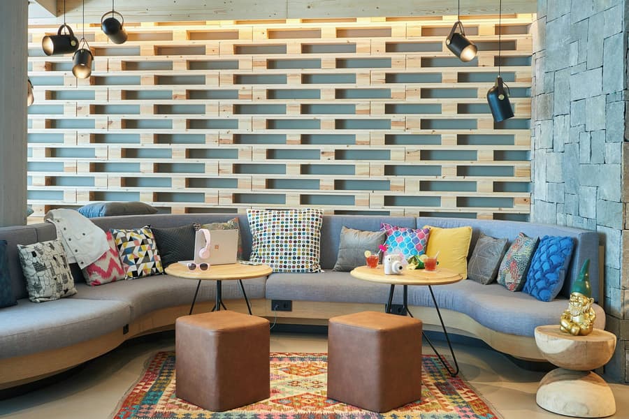Moxy Patra Marina