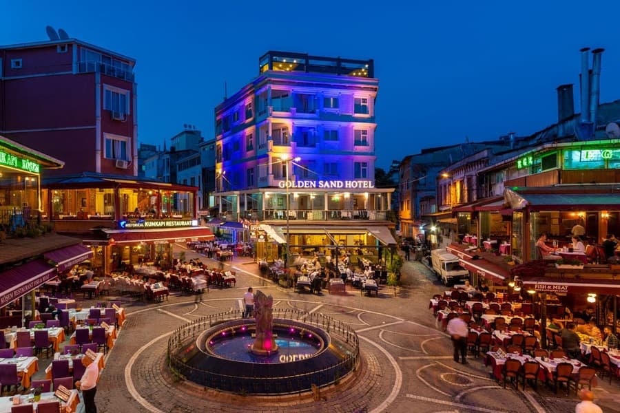 GoldenSand Hotel