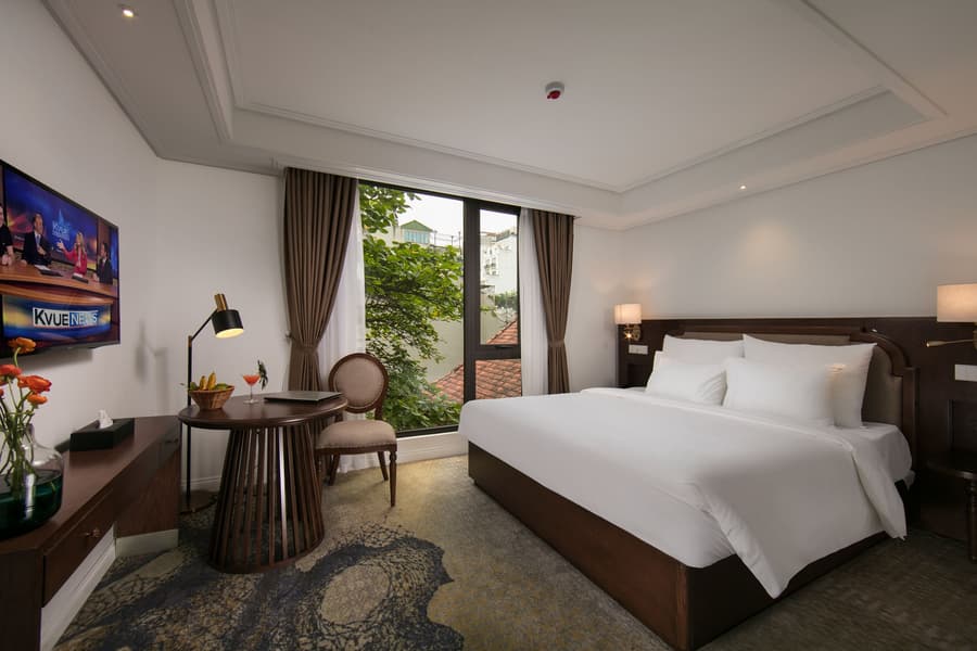 The Oriental Jade Hotel