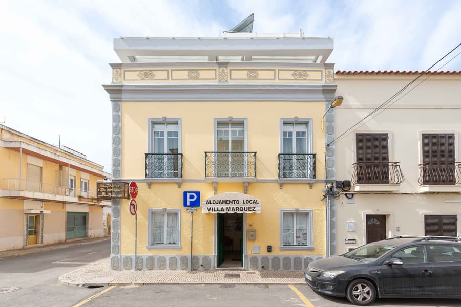 Villa Marquez