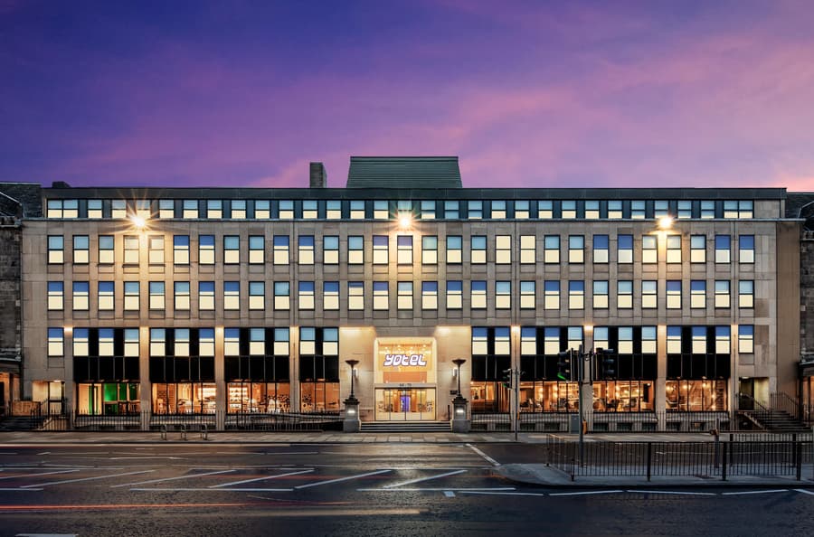 YOTEL Edinburgh, Select by Hilton