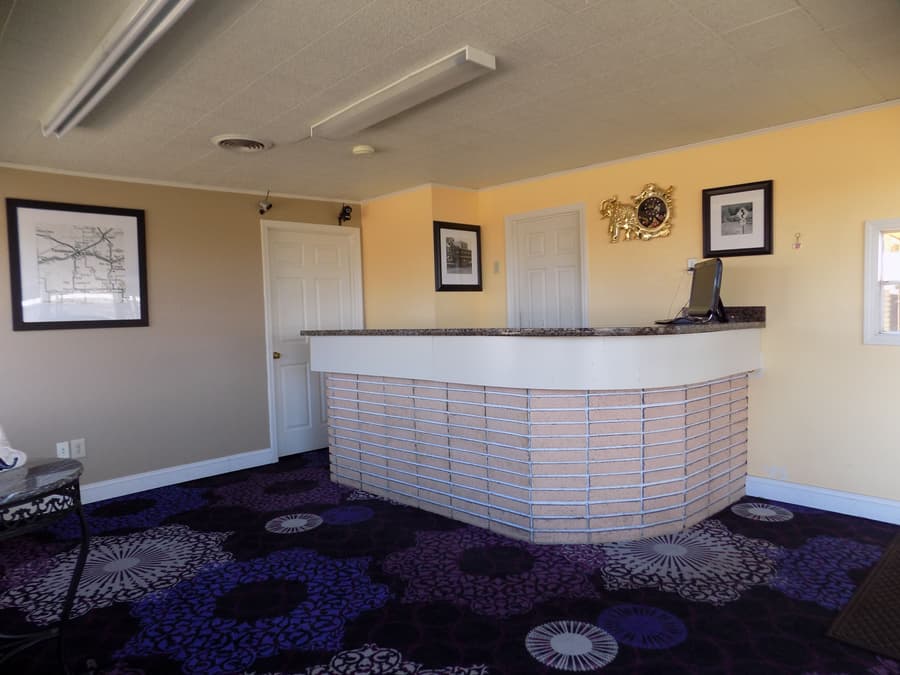 Budget Inn