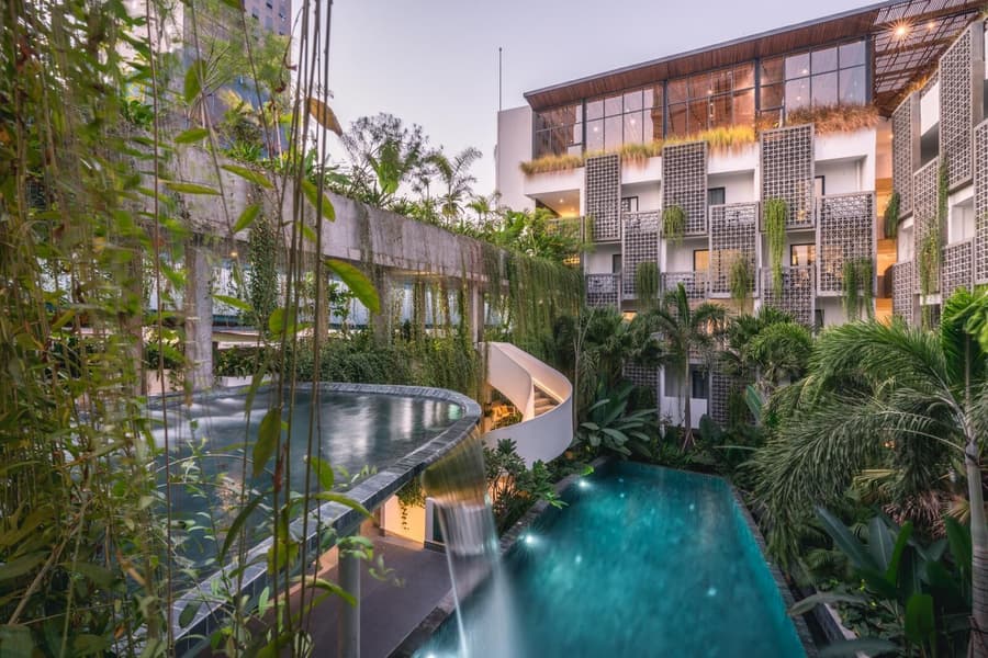 Baitong Hotel & Resort