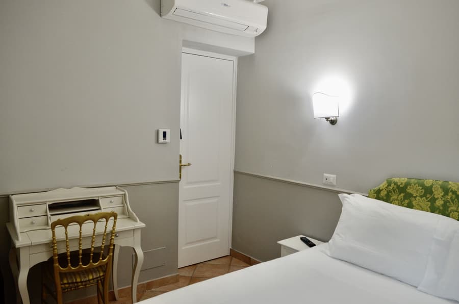 Sourire Hotel