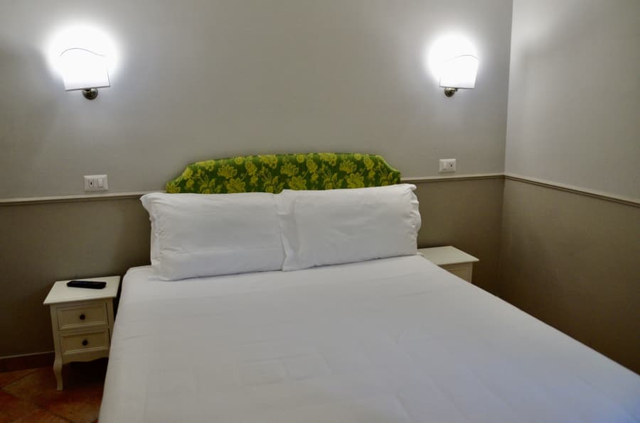 Sourire Hotel