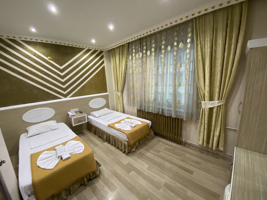 Grand Oral Hotel