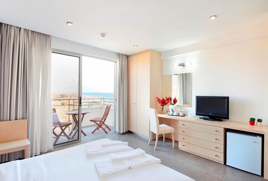 Blue Lagoon Kosher Hotel
