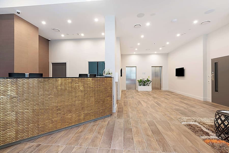Ramada Suites By Wyndham Victoria Street West