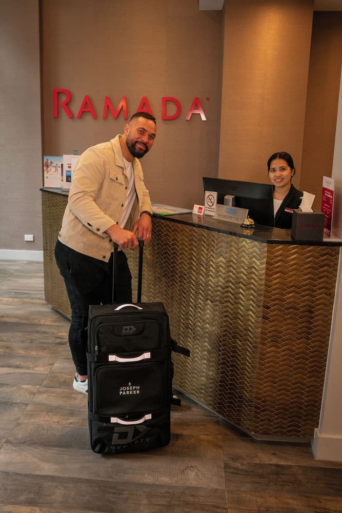 Ramada Suites By Wyndham Victoria Street West