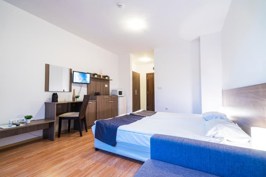 Admiral Plaza Hotel