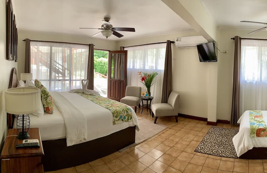 Hotel Playa Espadilla y Gardens