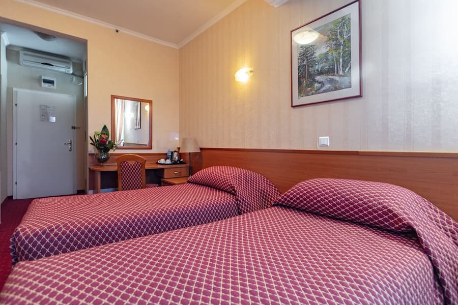 Epinal Hotel