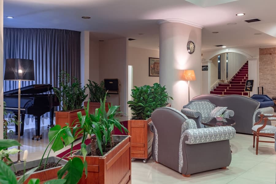Epinal Hotel