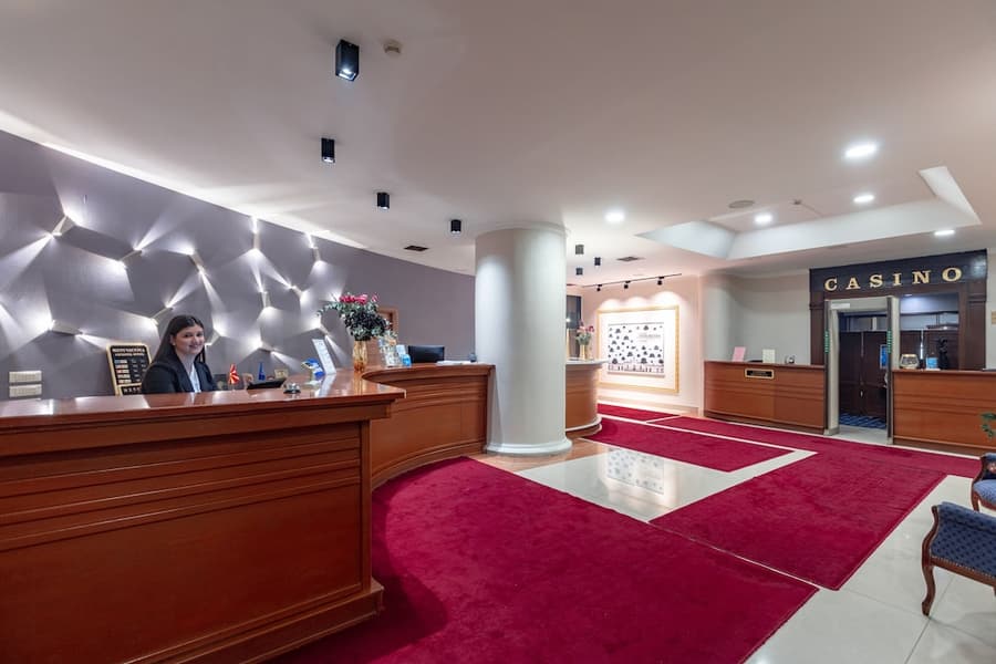 Epinal Hotel