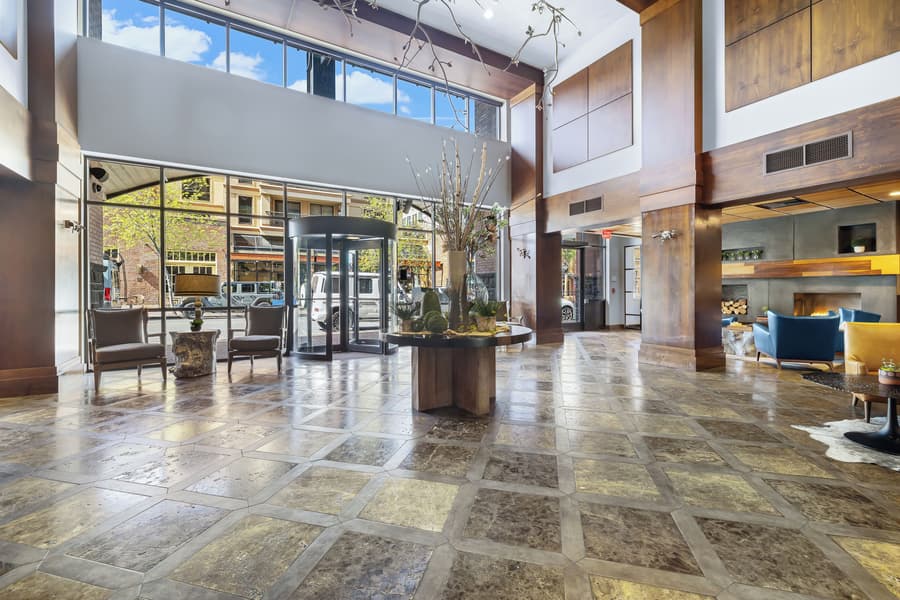 The Oxford Hotel Bend