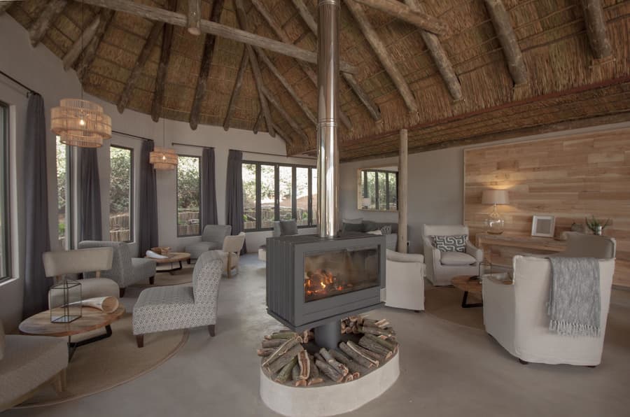Bukela Game Lodge Amakhala Game Reserve