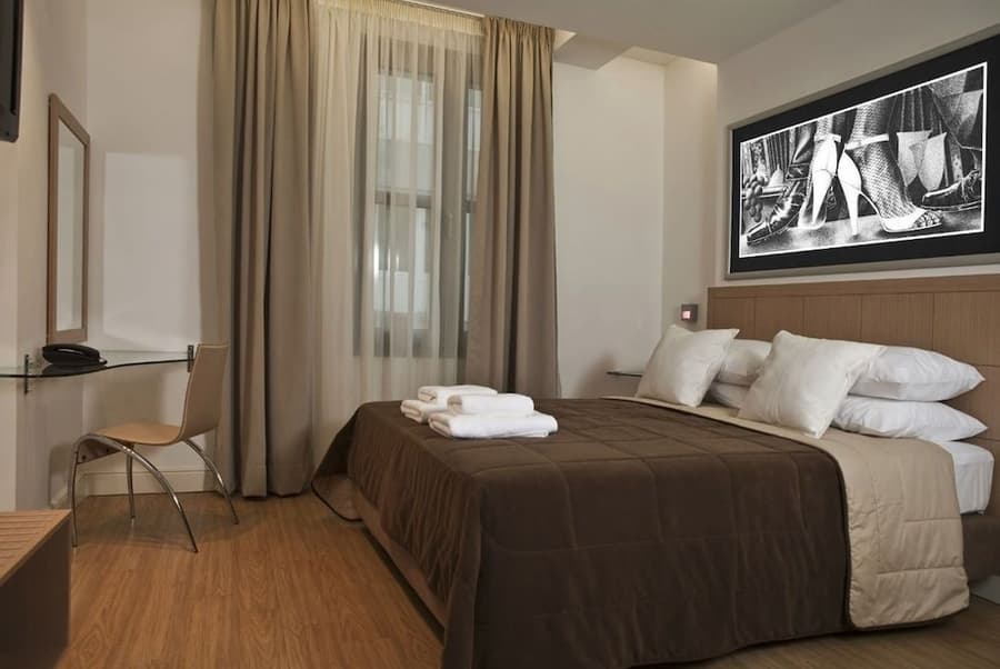 Chic Hotel