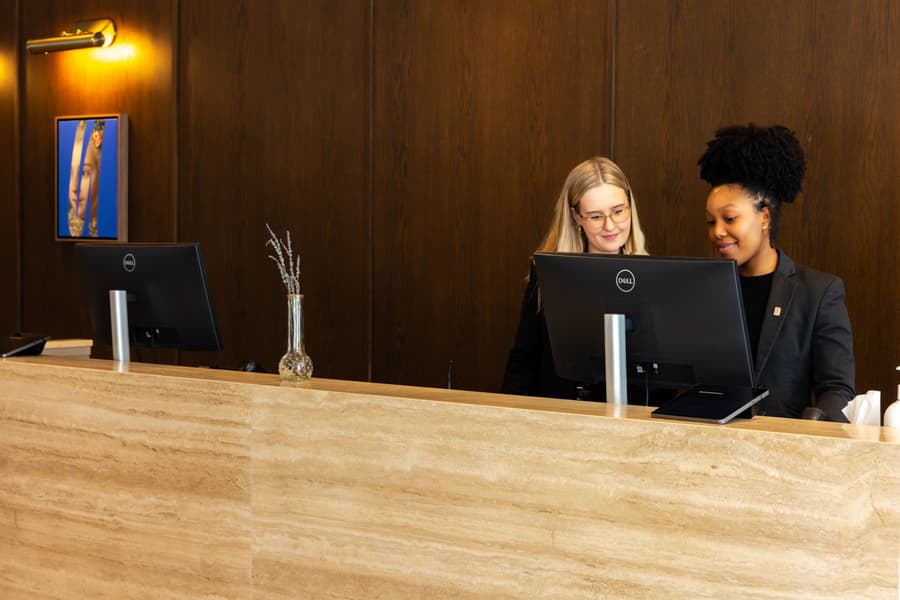 Metcalfe Hotel Montréal by Gray Collection