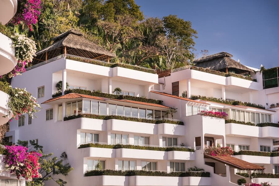 Grand Miramar All Luxury Suites & Residences