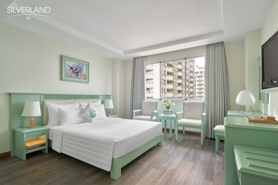 Silverland Sil Hotel