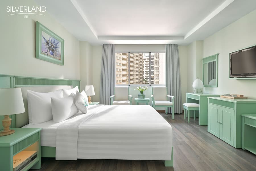 Silverland Sil Hotel