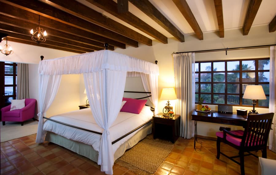 Guaycura Boutique Hotel Beach Club & Spa