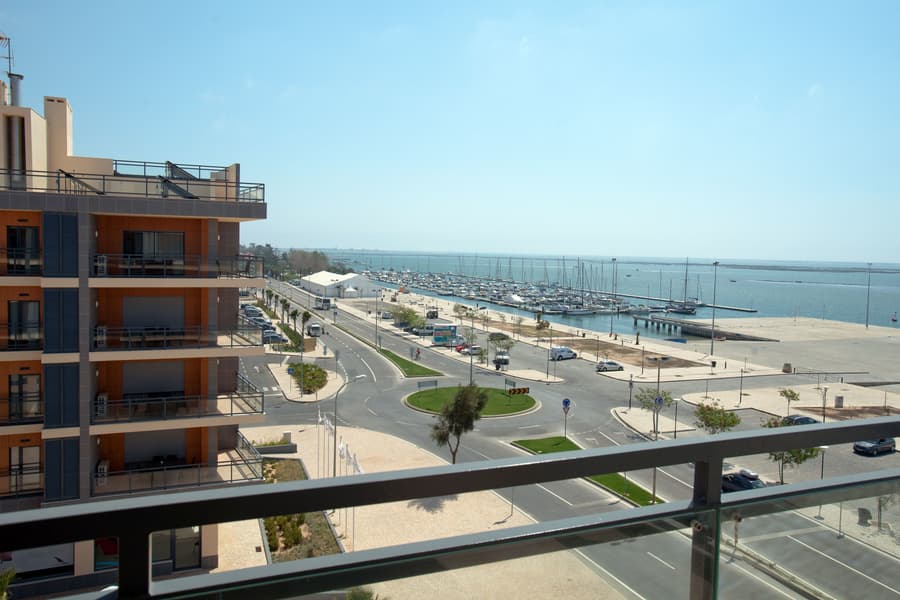 Real Marina Residence