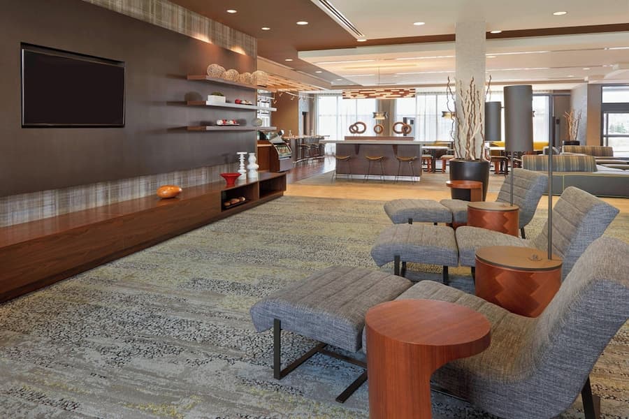 Courtyard by Marriott Kingston Highway 401/Division Street