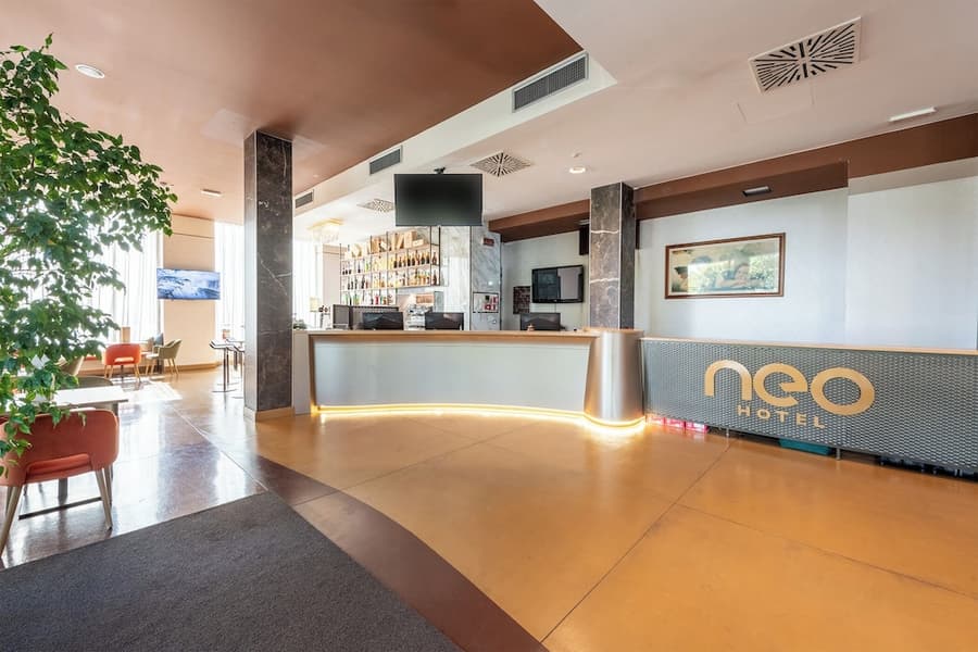 NEO Hotel