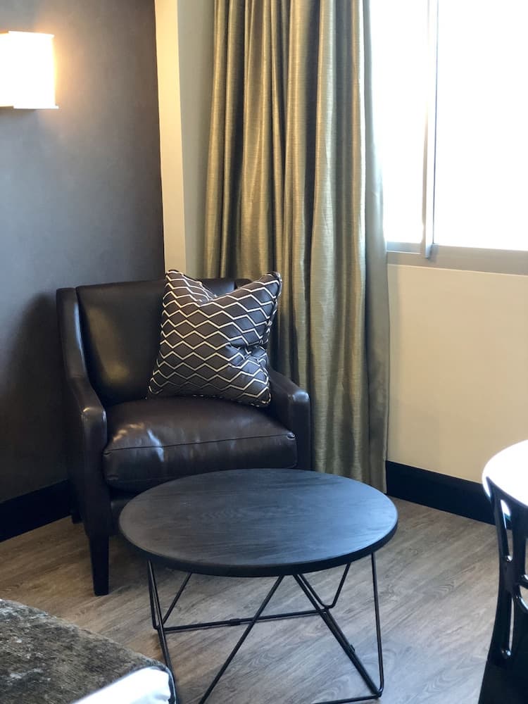 Belaire Suites