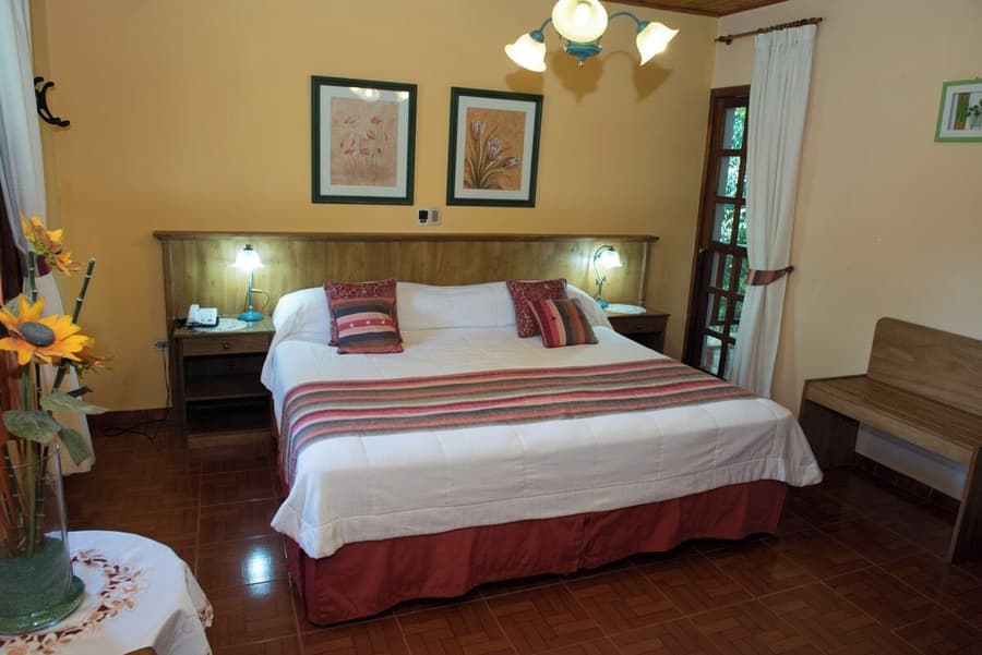 Orquideas Hotel & Cabañas
