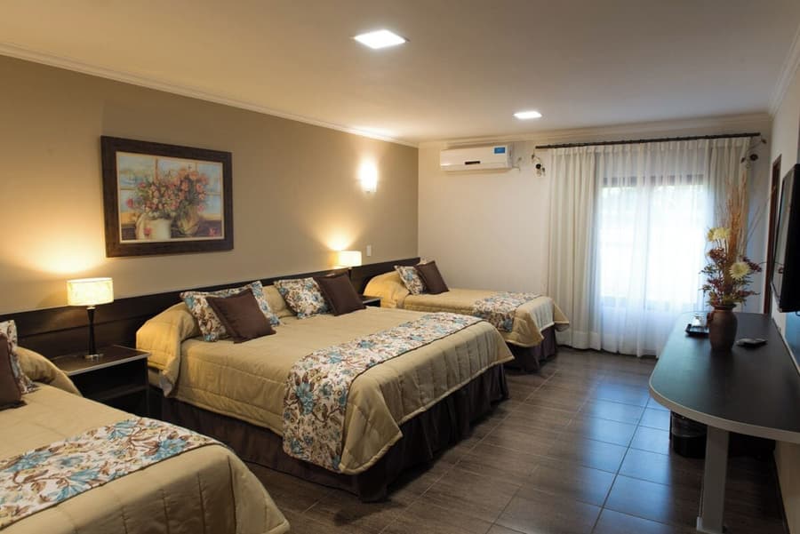 Orquideas Hotel & Cabañas
