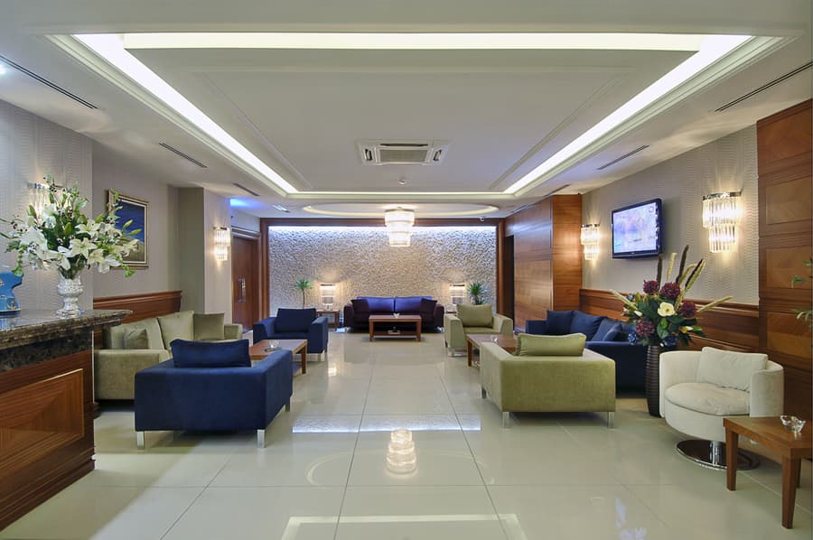 Tugcu Hotel Select