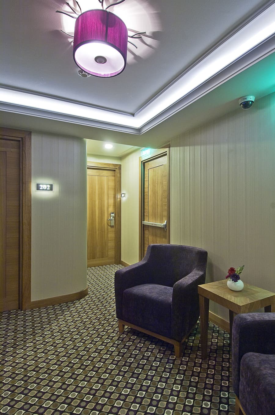 Tugcu Hotel Select
