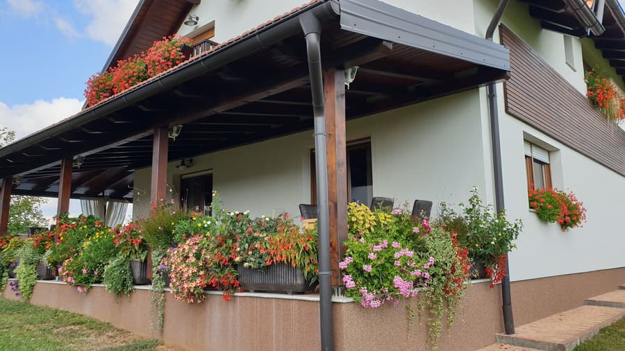 House Tina - Bed and Breakfast