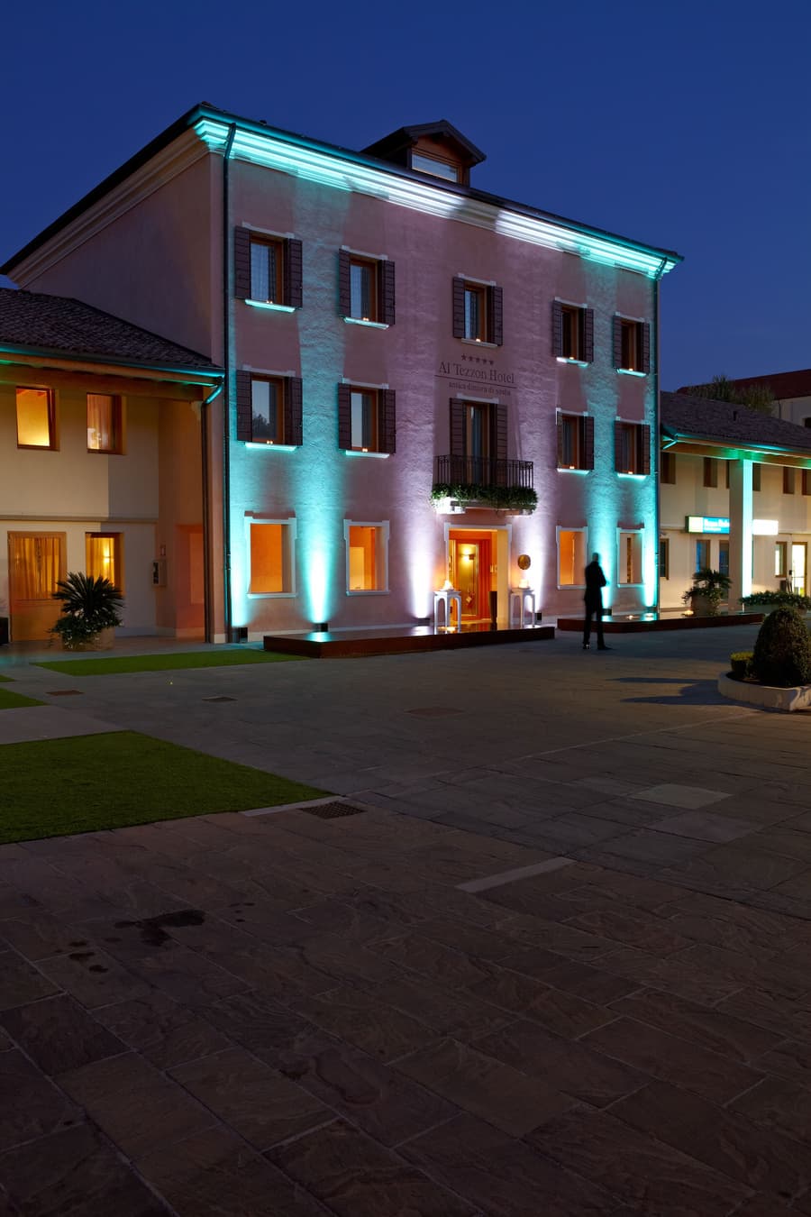 Al Tezzon Hotel