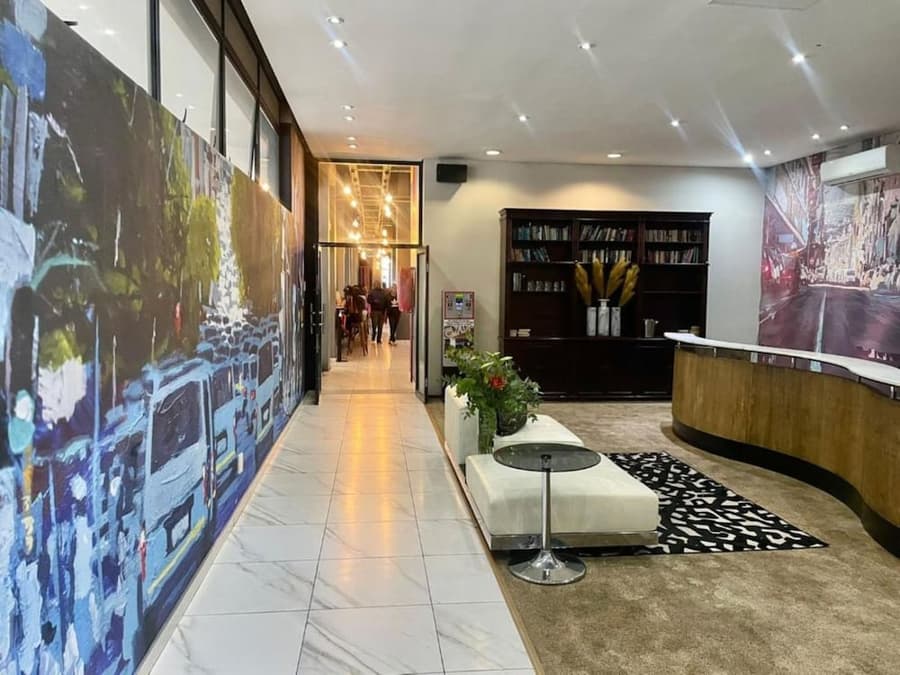 Reef Hotel