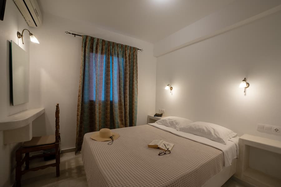 Aphrodite Hotel & Apartments