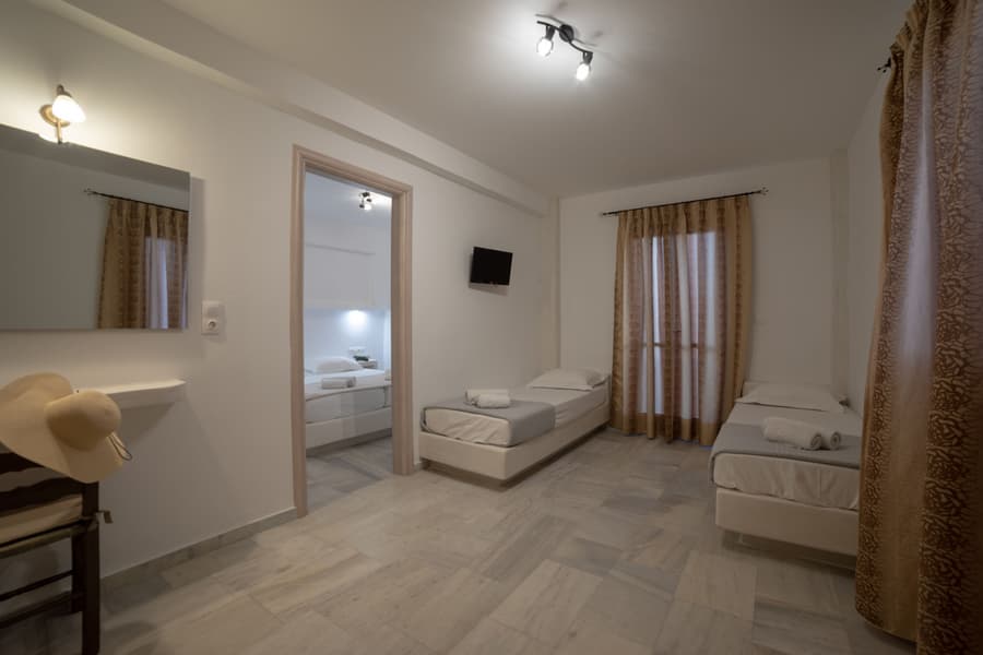 Aphrodite Hotel & Apartments