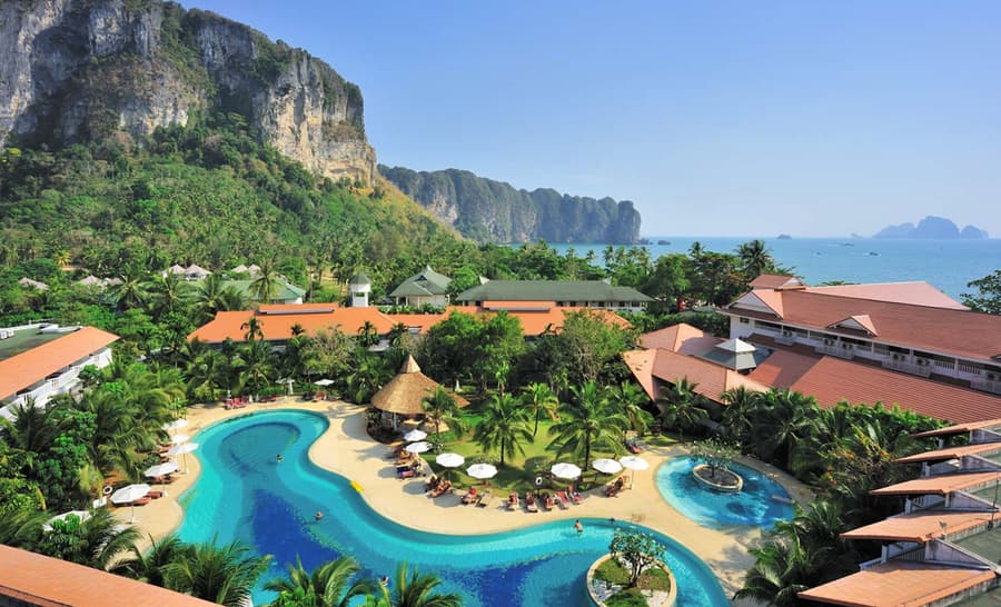 Aonang Villa Resort l Lifestyle Beachfront Resort