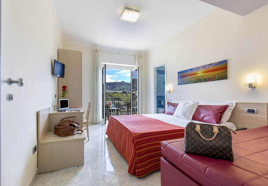 Hotel Cosmomare