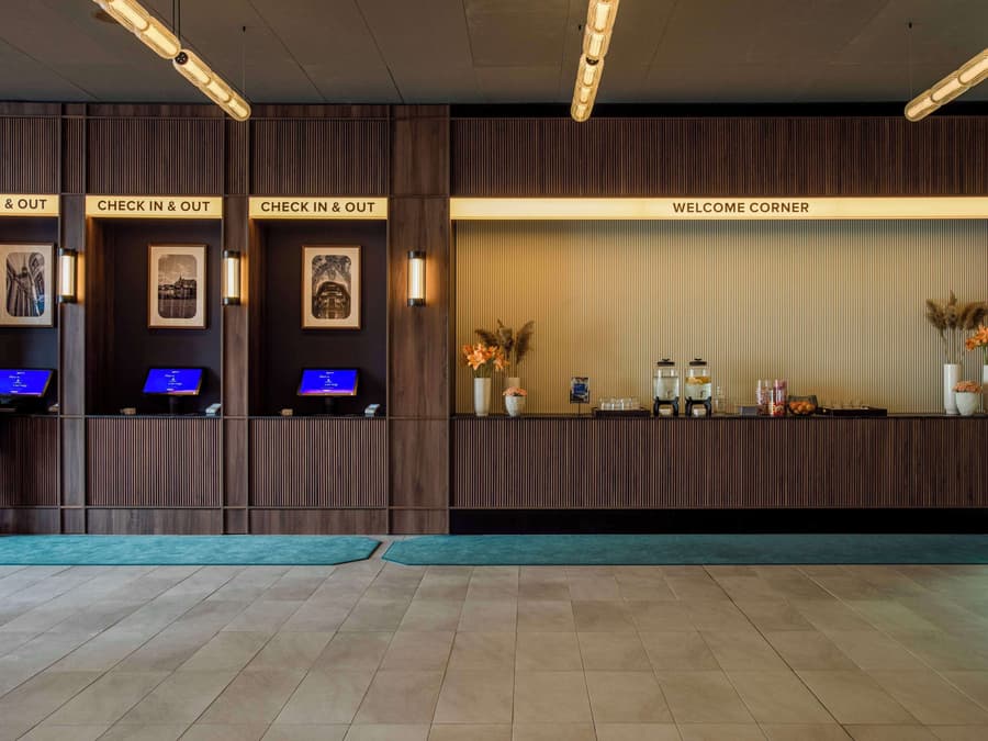 Radisson Blu Waterfront Hotel