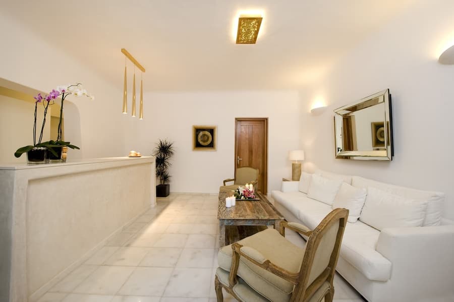 Gold Suites