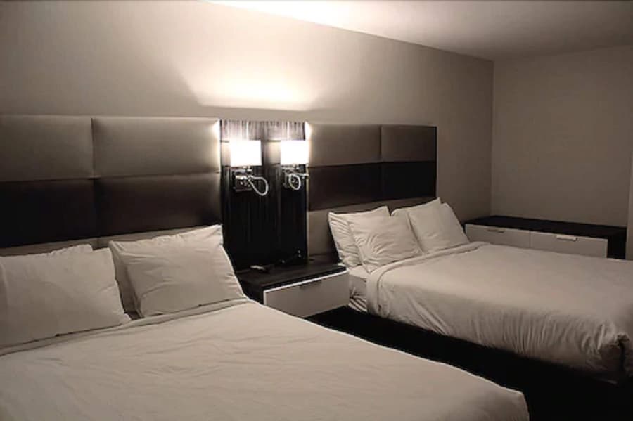 Les Suites Victoria, an Ascend Collection Hotel