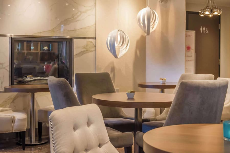 Les Suites Victoria, an Ascend Collection Hotel