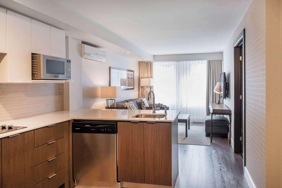 Les Suites Victoria, an Ascend Collection Hotel