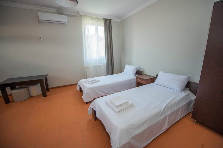 Hotel Cosmos
