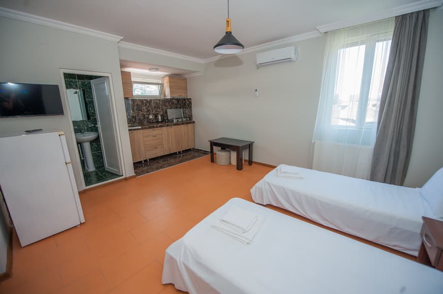 Hotel Cosmos