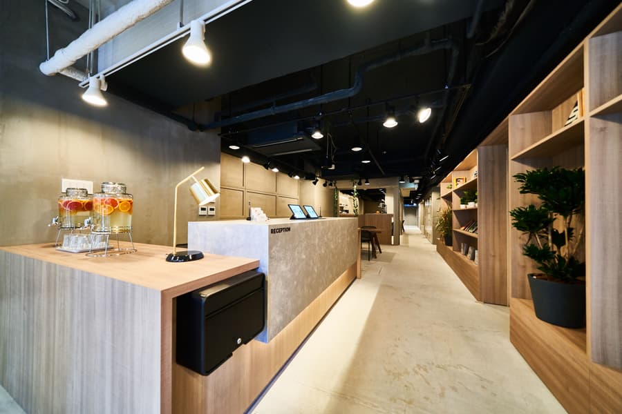 &And Hostel Shinsaibashi East